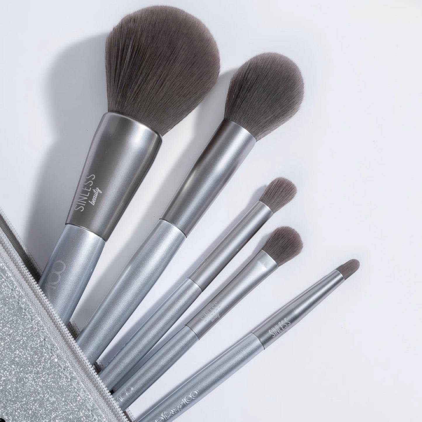 JUEGO DE BROCHAS DISNEY 100 X SINLESS BEAUTY