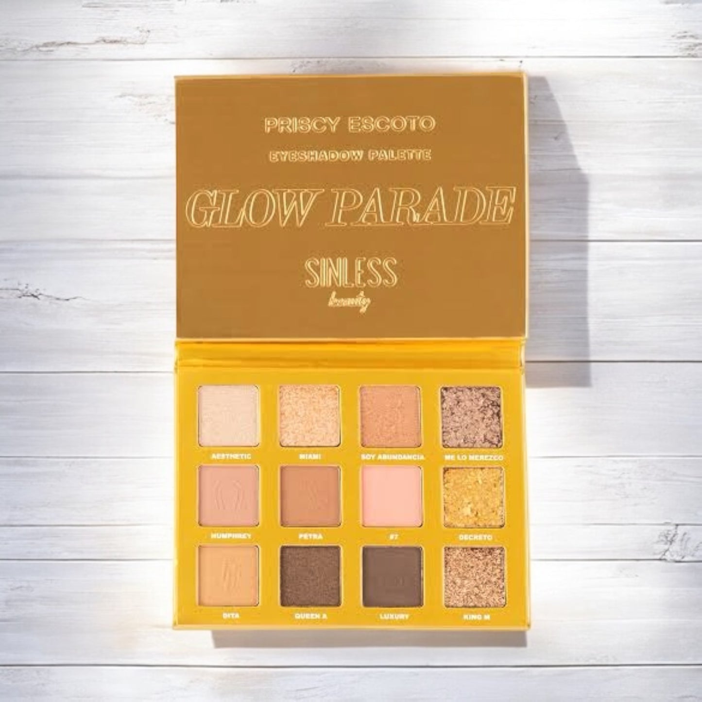 EYESHADOW PALETTE GLOW PARADE PRISCY ESCOTO SINLESS BEAUTY