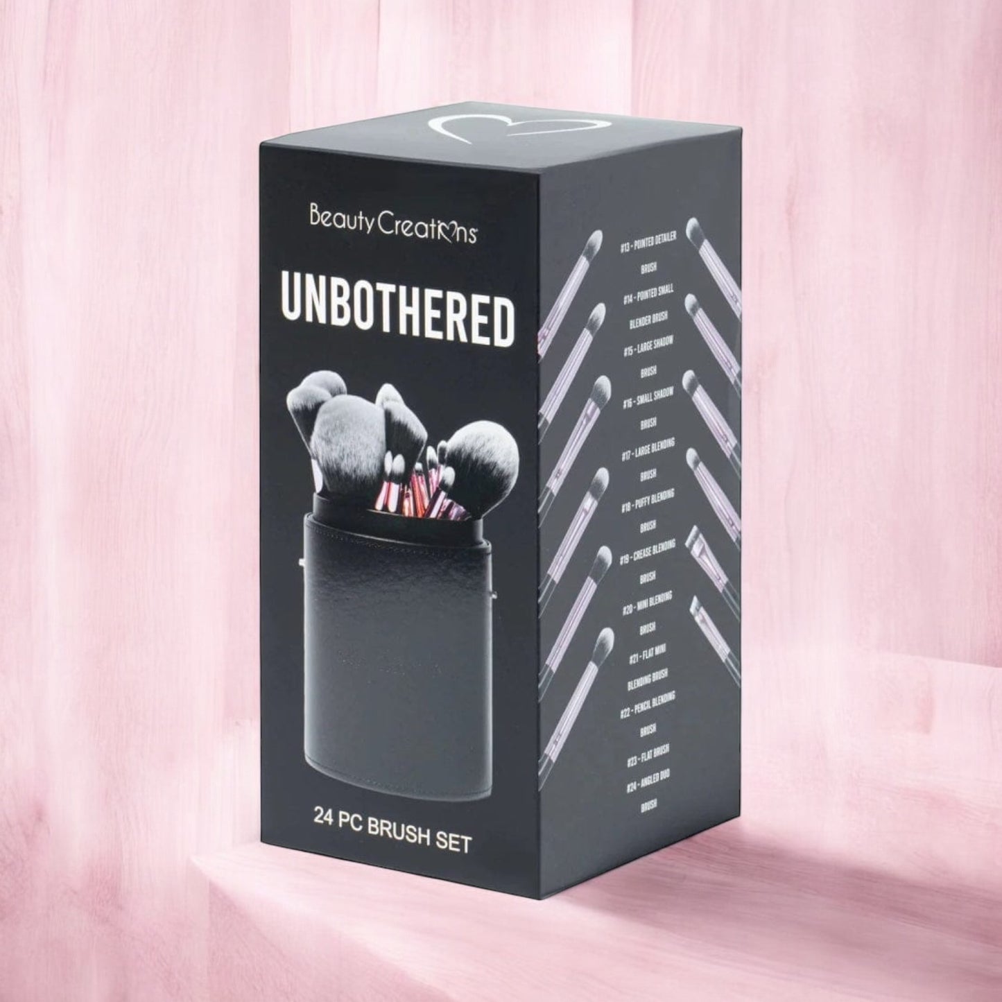 SET DE BROCHAS 24 PIEZAS UNBOTHERED BEAUTY CREATIONS