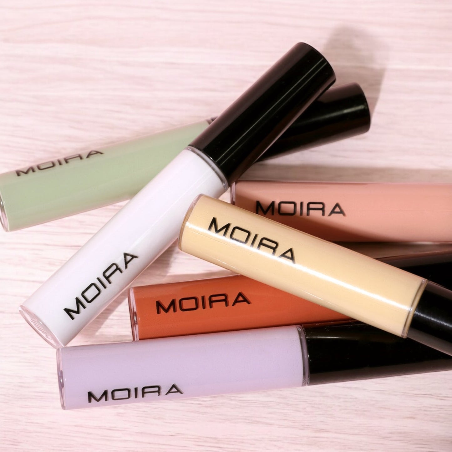 LAVISH COLOR CORRECTING CONCEALER MOIRA