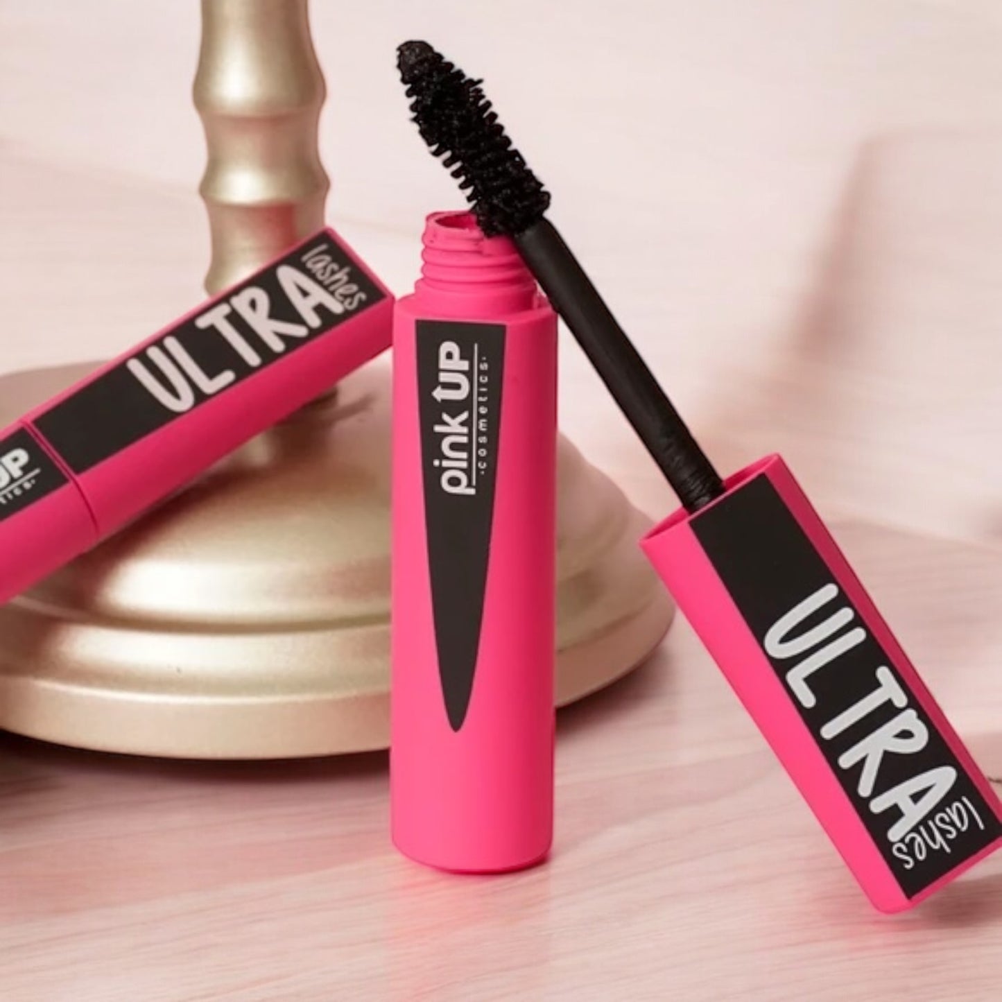 MASCARA ULTRA LASHES PINK UP