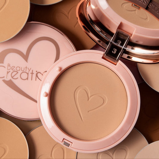 FLAWLESS STAY POWDER FOUNDATION BEAUTY CREATIONS