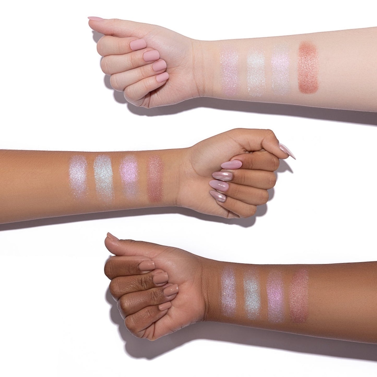 KEEP ON PLAYIN BAKED HIGHLIGHT PALETTE BRATZ X BEAUTY CREATIONS
